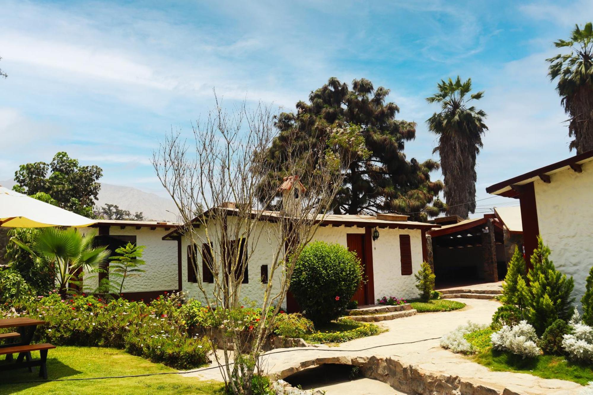 Los Andes - Restaurant & Bungalows Cieneguilla Exterior photo